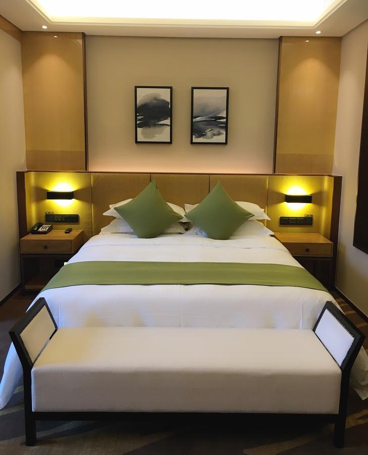 Leshan Ramada Hotel Bagian luar foto